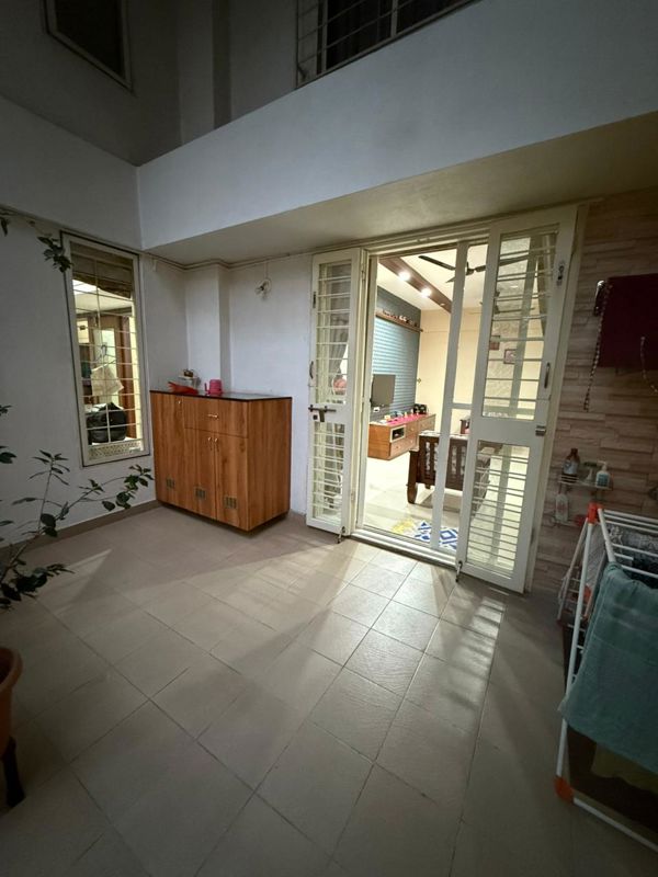 2 BHK Apartment For Rent in Shriram CHS