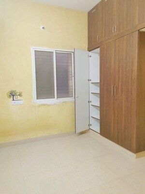 Room in 2 BHK Independent House at Thanisandra – for Rent