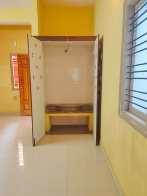 Room in 2 BHK Independent House at Thanisandra – for Rent