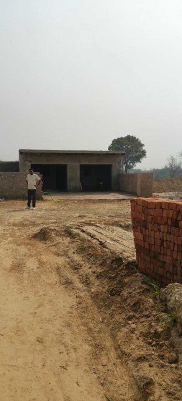 Exterior View, sector 17b yamuna expressway  100 Sq.Yd. Plot In Sector 17b Yamuna Expressway Greater Noida 9922936
