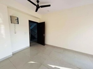 Room in 2.5 BHK Apartment at SKA Greenarch, Sector 16b Greater Noida – for Sale
