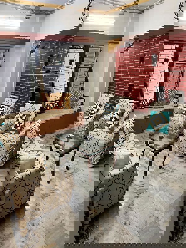 2 BHK 930 Sq.Ft. Apartment in Powai Vihar