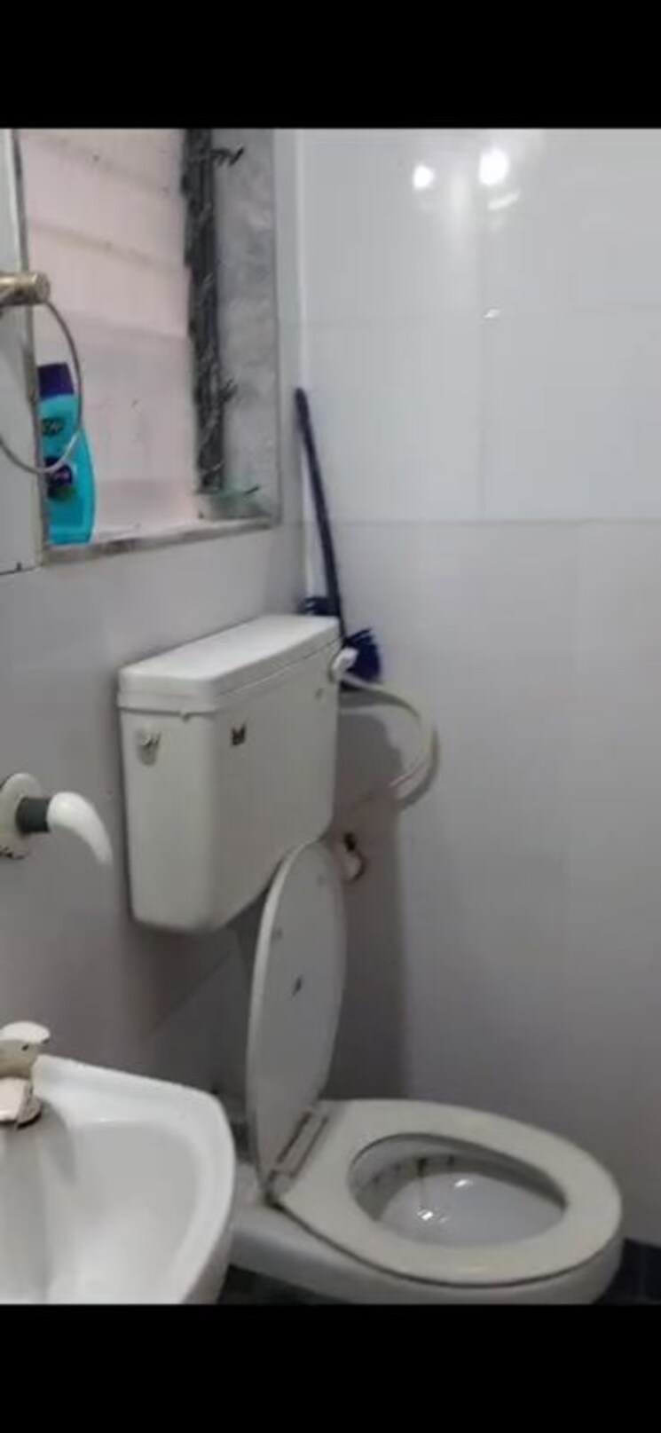 Bathroom, dheeraj-solitaire 2 Bedroom 630 Sq.Ft. Apartment In Malad West Mumbai 9944466