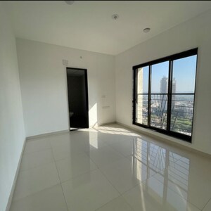 1 BHK Apartment For Rent in Lalani Grandeur, Riddhi Gardens