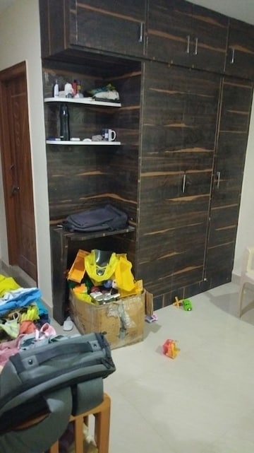 Furnished Amenities in 2 BHK Apartment at Manikonda – for Rent