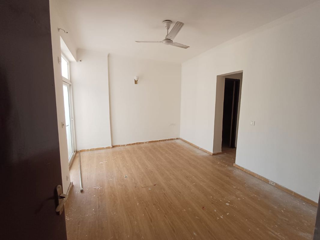 2 BHK Apartment For Sale in Panchsheel Greens II