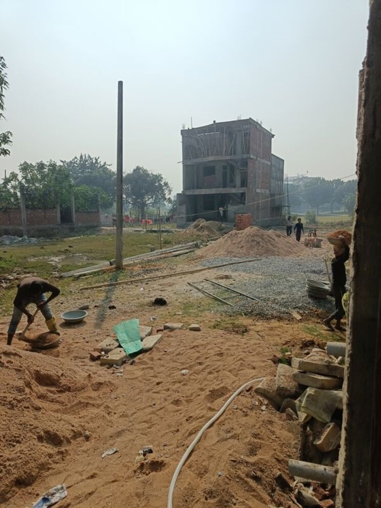 undefined, sushant golf city  2421 Sq.Ft. Plot In Sushant Golf City Lucknow 9944630