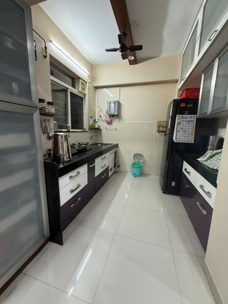 Kitchen, shriram-chs 2 Bedroom 903 Sq.Ft. Apartment In Kothrud Pune 9944409