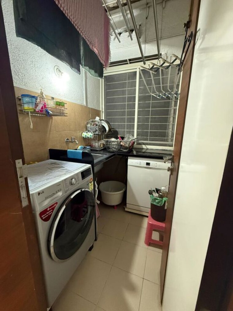 Team Area, shriram-chs 2 Bedroom 908 Sq.Ft. Apartment In Kothrud Pune 9944417