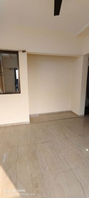 Room in 2 BHK Apartment at Bhoomi Acres, Thane West – for Rent