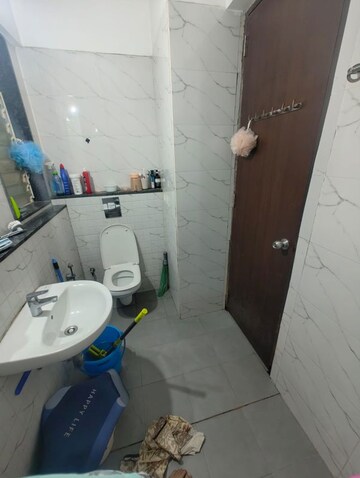 Bathroom in 3 BHK Apartment at The Wadhwa Solitaire, Kolshet Road – for Sale