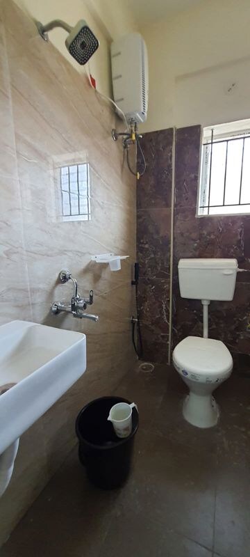 Bathroom in 1 BHK Apartment at Whitefield – for Rent