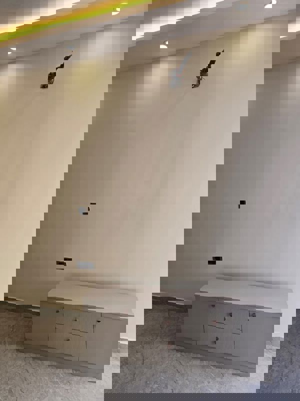 3 BHK + Servant Room 155 Sq.Yd. Builder Floor in Puri Kohinoor