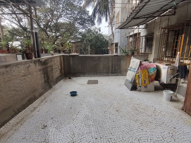  Parking, golders-green-chs 1 Bedroom 420 Sq.Ft. Apartment In Borivali West Mumbai 9944155