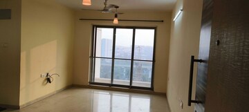 Room in 2 BHK Apartment at Kalpataru Aura, Ghatkopar West – for Rent