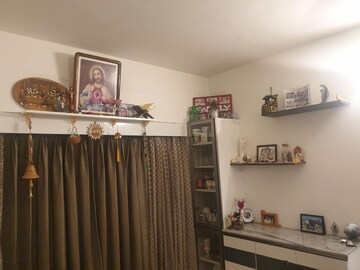 Room in 3 BHK Apartment at Honer Vivantis, Gopanpally – for Sale