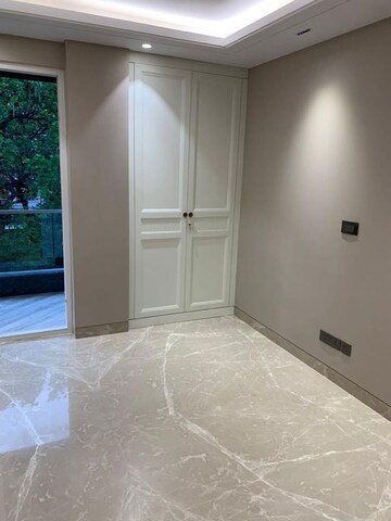 Room in 4 BHK Builder Floor at Vasant Vihar – for Sale