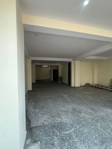 Room in 4 BHK Independent House at Sector 7 – for Sale