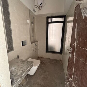 Bathroom in 2 BHK Apartment at Dynamix Divum, Riddhi Gardens – for Rent