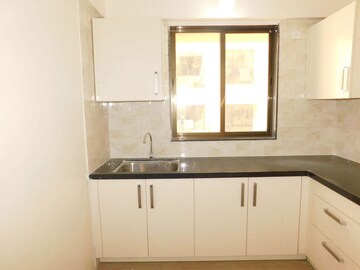 Room in 1 BHK Apartment at Veda CHS, Ic Colony – for Sale