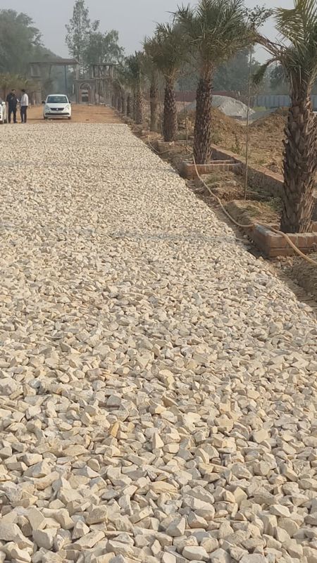 Plot For Sale in Sultanpur Road