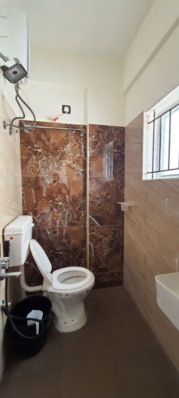 Bathroom in 1 BHK Apartment at Whitefield – for Rent