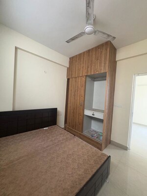 Room in 2 BHK Apartment at Shree Vardhman Mantra, Sector 67 – for Rent