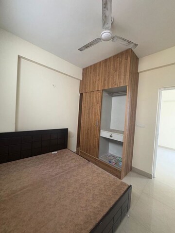 Room in 2 BHK Apartment at Shree Vardhman Mantra, Sector 67 – for Rent