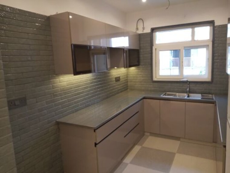 Kitchen, godrej-retreat 3 Bedroom 140 Sq.Yd. Builder Floor In Sector 83 Faridabad 9945378