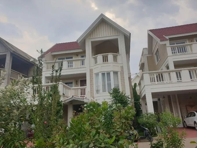 4 BHK + Pooja Room,Servant Room,Study Room,Extra Room,Basement,Store Room Villa For Sale in Skylark Arcadia Phase 2