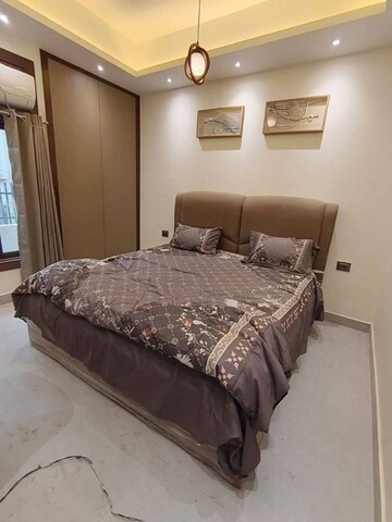 Bedroom in 1 BHK Builder Floor at Saket – for Rent