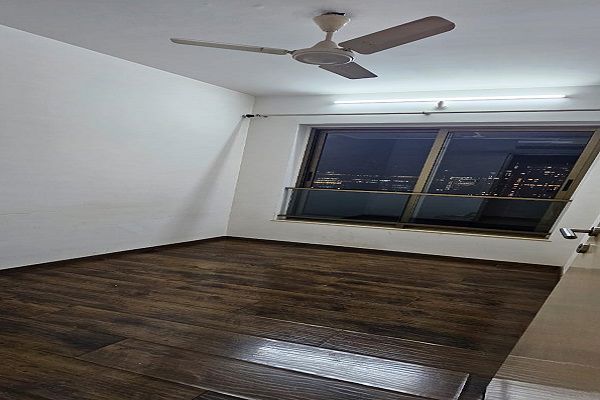 2.5 BHK + Store Room Apartment For Rent in Kalpataru Aura