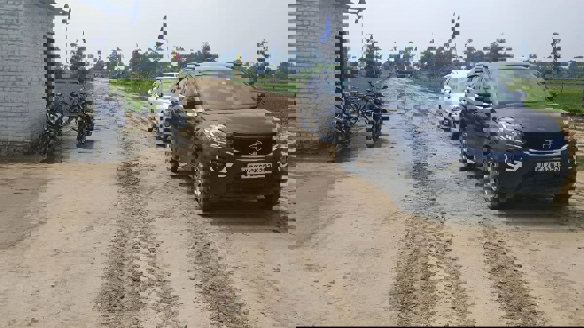   Plot at Krishna Iscon Valley, Gosainganj – for Sale