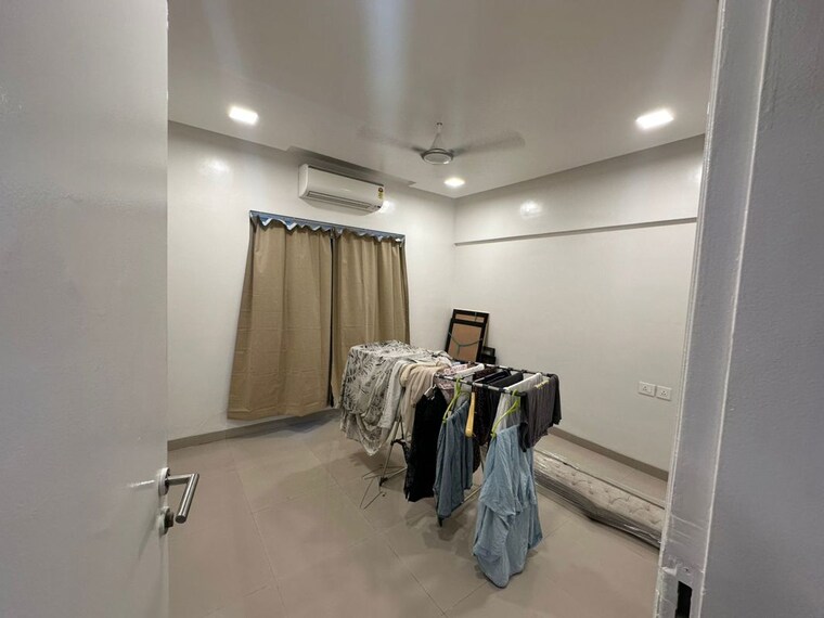 Living Room, amar-ornate 3 Bedroom 1480 Sq.Ft. Apartment In Hadapsar Pune 9945377