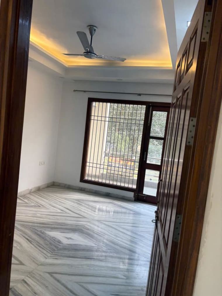 Room, sector 57 2 Bedroom 730 Sq.Ft. Builder Floor In Sector 57 Gurgaon 9945661
