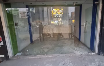  Shop For Rent in Chinar Park