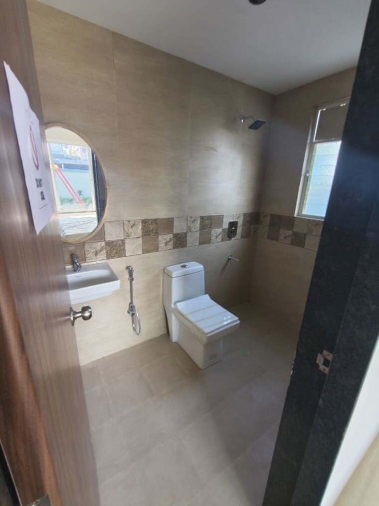 Bathroom, maanvi-sai-asspire 2 Bedroom 1087 Sq.Ft. Apartment In Hadapsar Pune 9945677