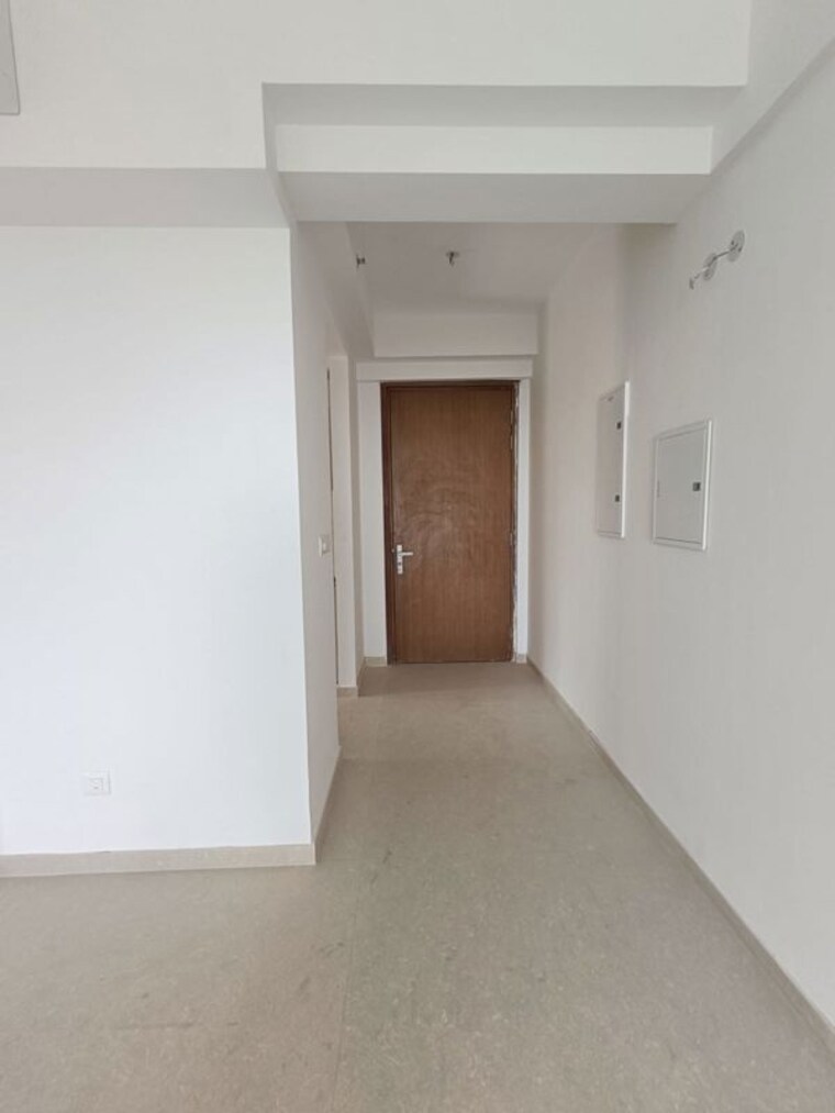 Room, godrej-woods 2 Bedroom 1020 Sq.Ft. Apartment In Sector 43 Noida 9945695