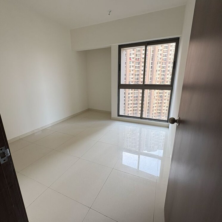 Room, runwal-eirene-phase-2 2 Bedroom 568 Sq.Ft. Apartment In Majiwada Thane 9278220
