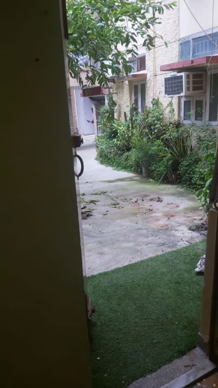 Balcony, mayur vihar 3.5 Bedroom 1180 Sq.Ft. Apartment In Mayur Vihar Delhi 9945912