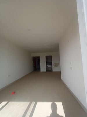 Room in 2.5 BHK Apartment at Silverglades The Melia, Sohna Sector 35 – for Sale