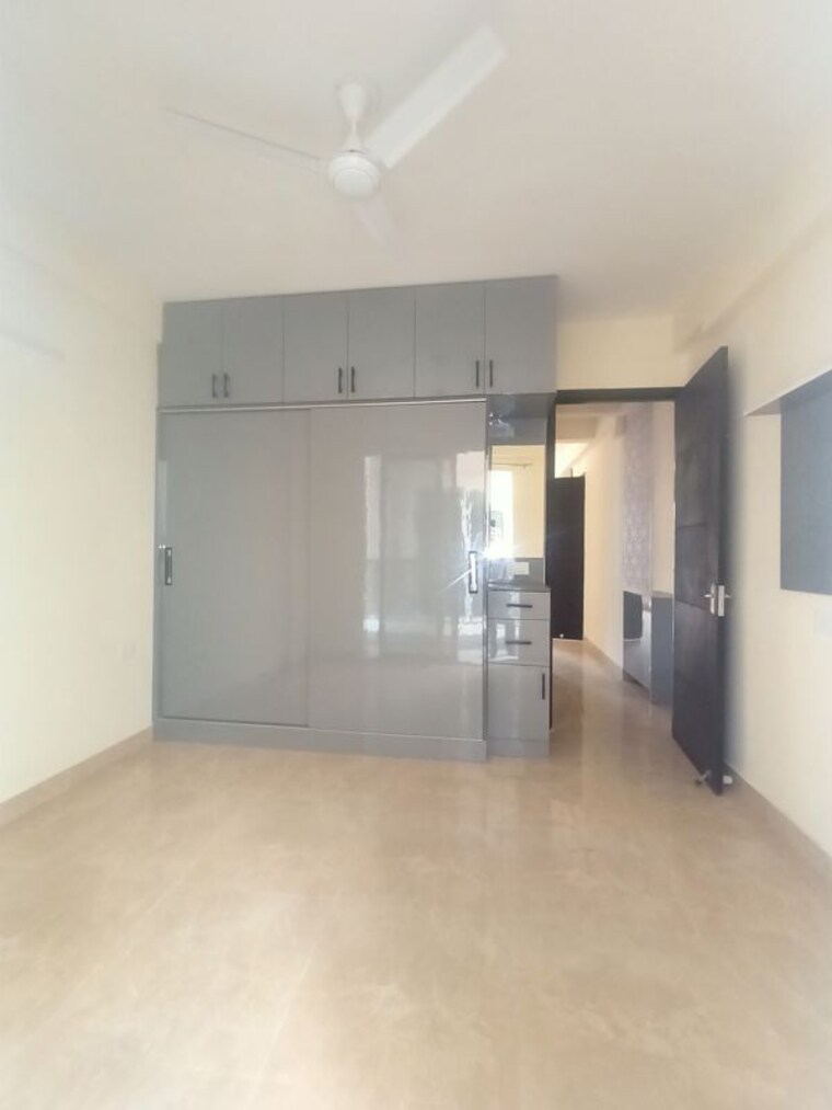 Room, signature-global-park 2 Bedroom 865 Sq.Ft. Builder Floor In Sohna Sector 36 Gurgaon 9945945