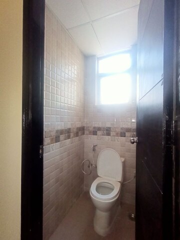 Bathroom in 2 BHK Builder Floor at Signature Global Park, Sohna Sector 36 – for Rent
