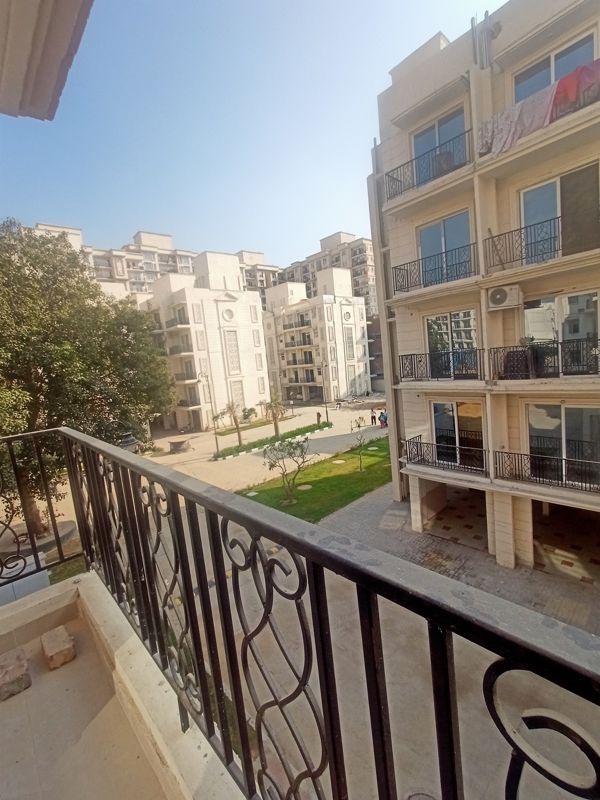 2 BHK 865 Sq.Ft. Builder Floor in Signature Global Park