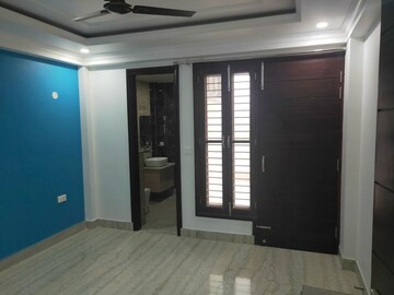 Room in 3 BHK Apartment at M3M Atrium, Sector 57 – for Rent
