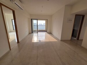 Room in 3 BHK Apartment at Lodha Bellagio, Powai – for Rent
