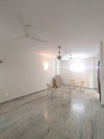 Room in 2 BHK Apartment at Greater Kailash I – for Rent