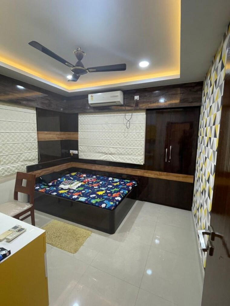 Bedroom, park circus 3 Bedroom 1350 Sq.Ft. Apartment In Park Circus Kolkata 9945804