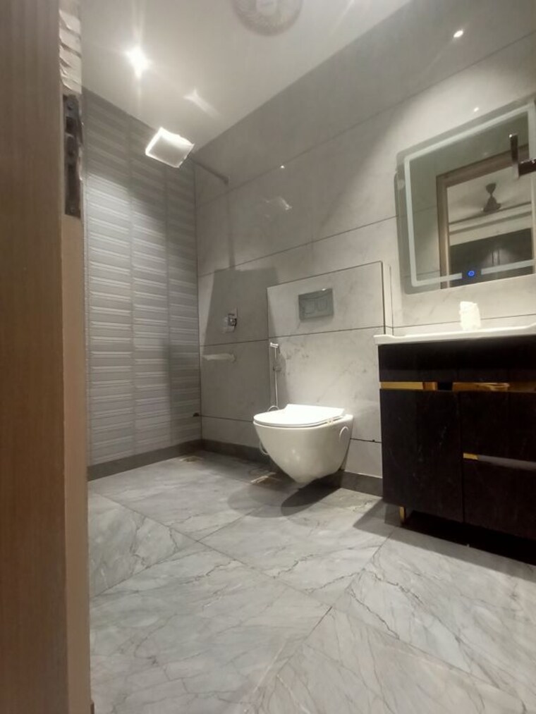 Bathroom, lion-green-valley-homes 3 Bedroom 1250 Sq.Ft. Builder Floor In Sector 35 Gurgaon 9945991