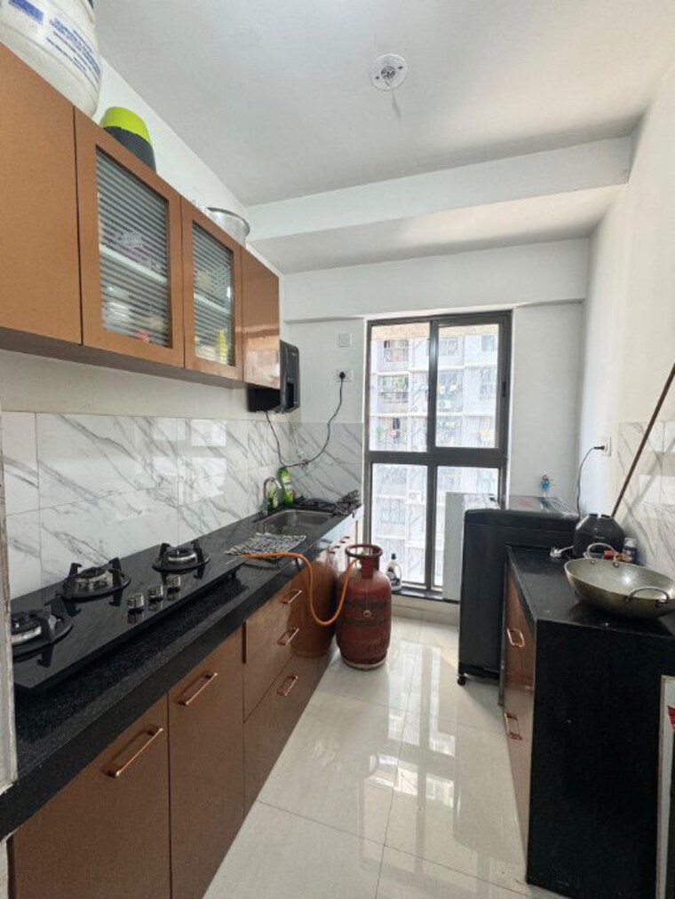 Kitchen, uk-iridium 1 Bedroom 410 Sq.Ft. Apartment In Kandivali East Mumbai 9897482